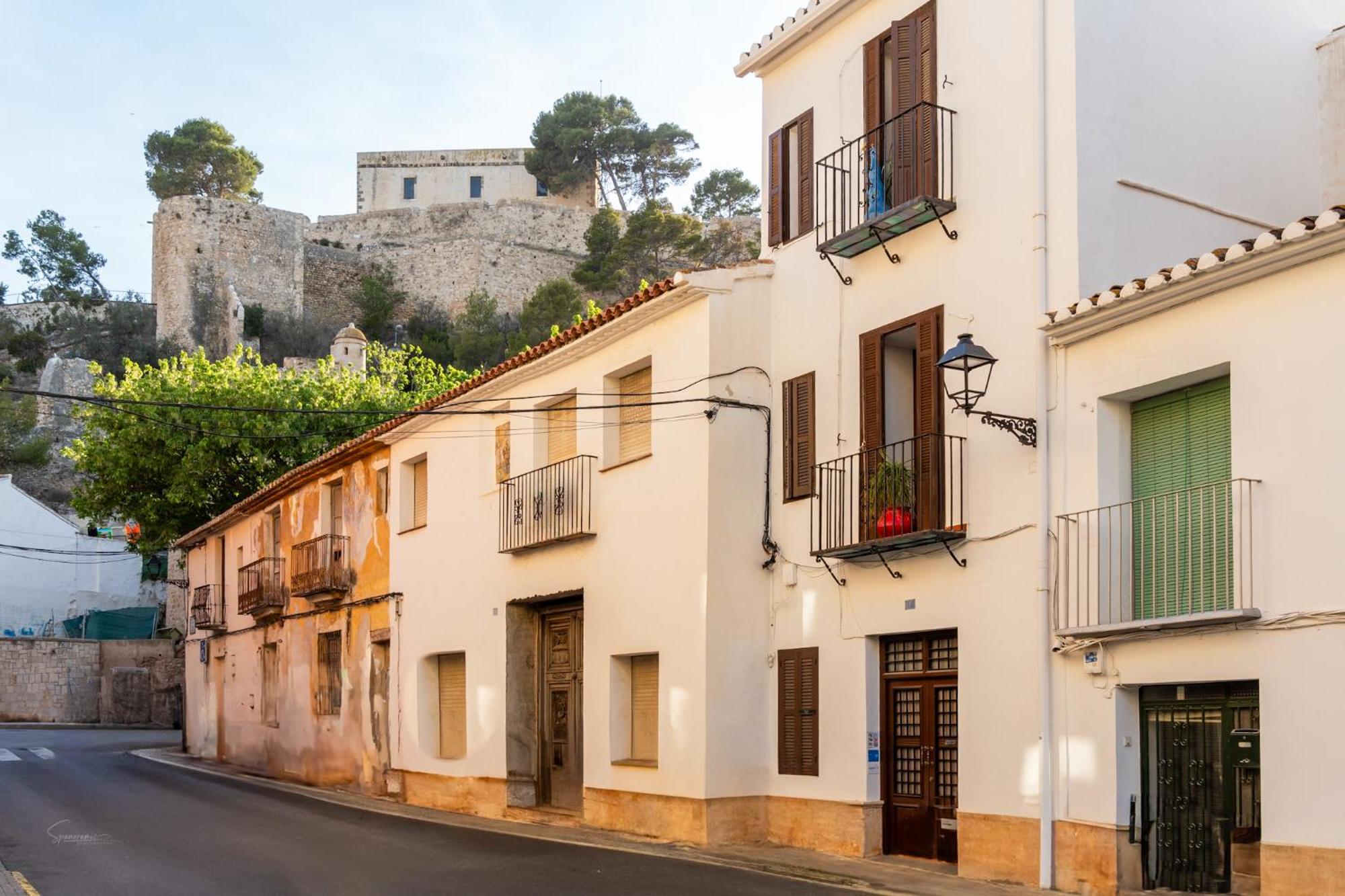 Denia Townhouse Apartment ภายนอก รูปภาพ