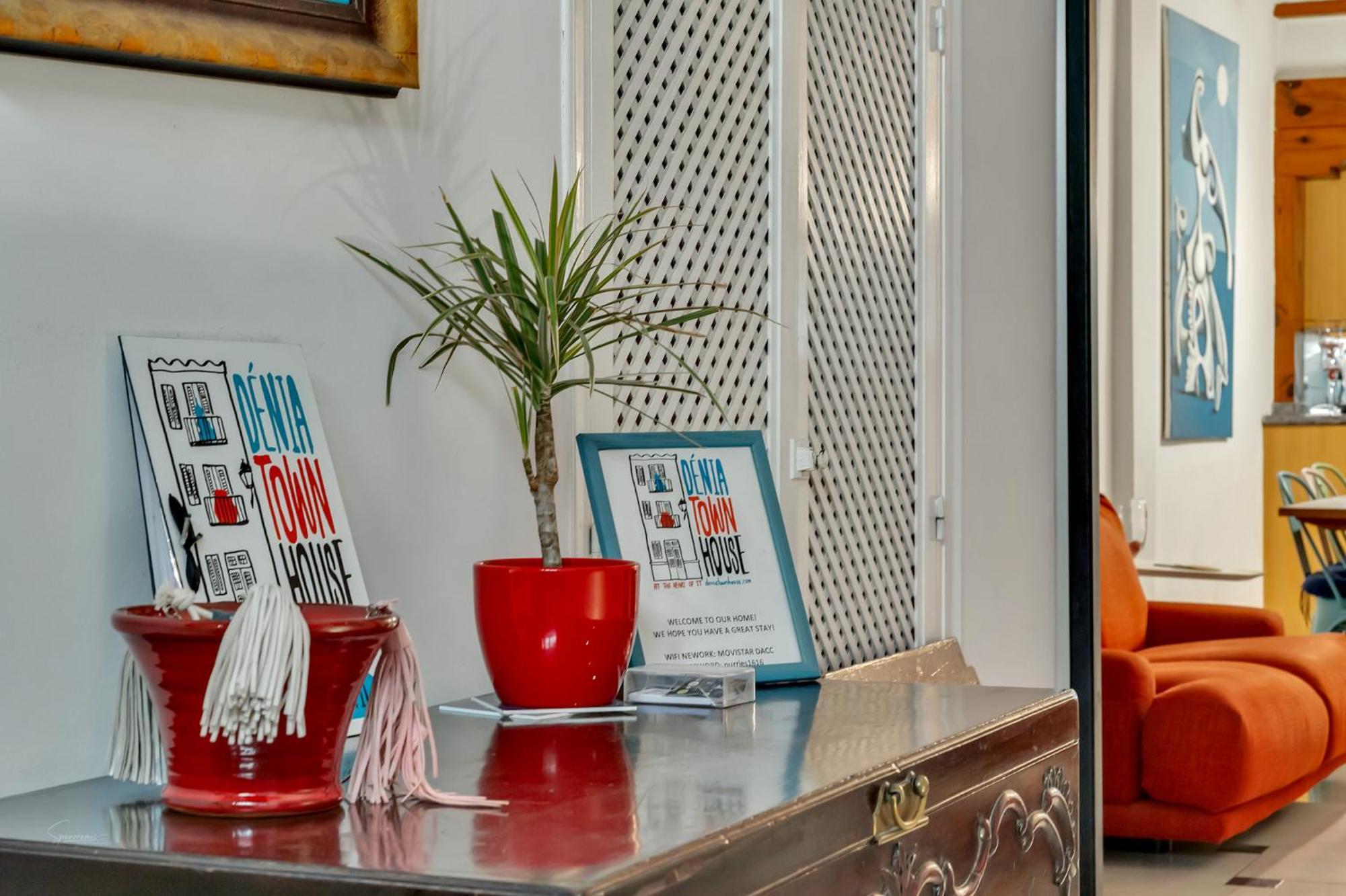 Denia Townhouse Apartment ภายนอก รูปภาพ