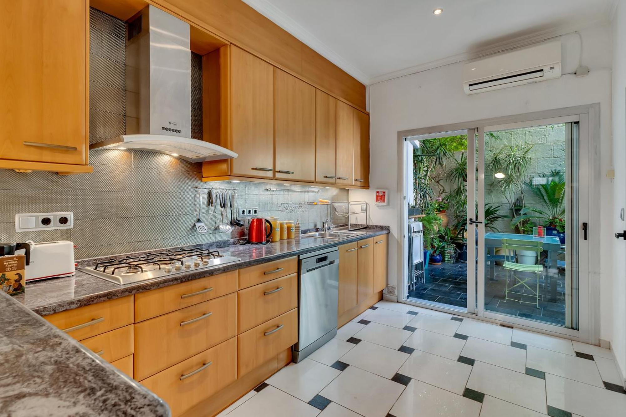 Denia Townhouse Apartment ภายนอก รูปภาพ