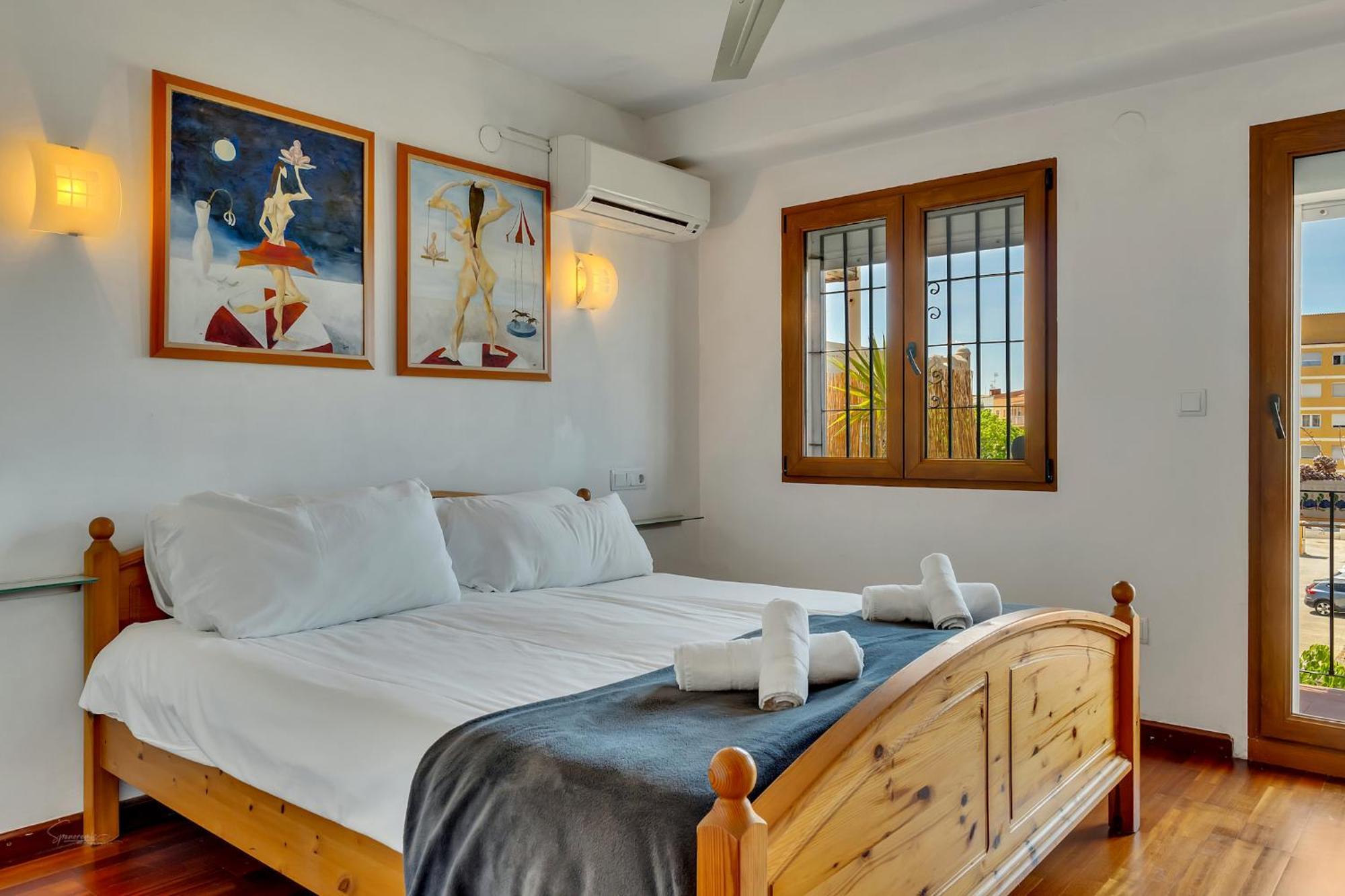 Denia Townhouse Apartment ภายนอก รูปภาพ
