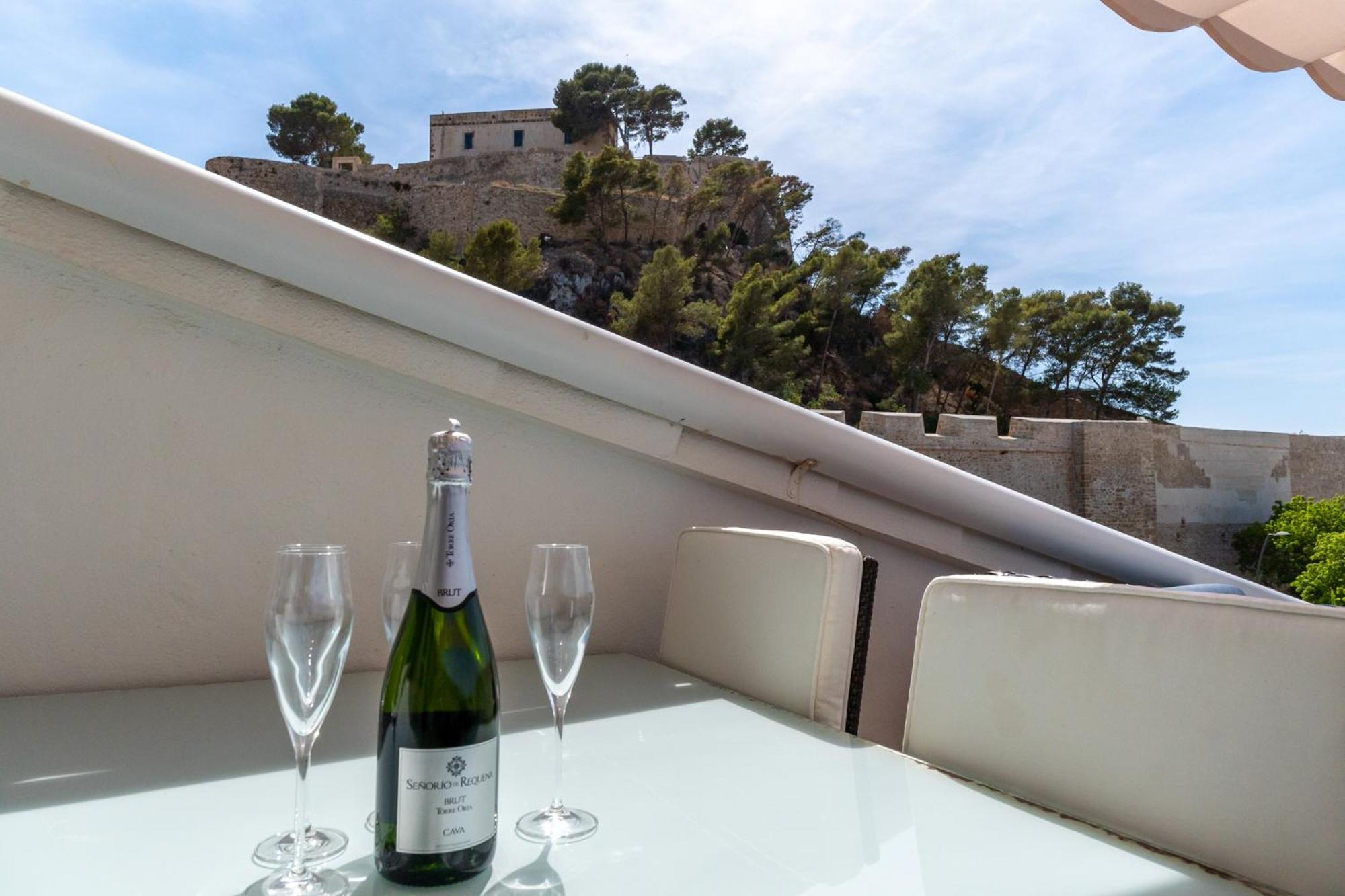 Denia Townhouse Apartment ภายนอก รูปภาพ
